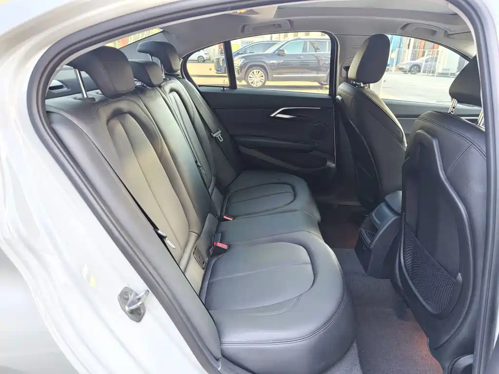 BMW 1 Series — миниатюра 18