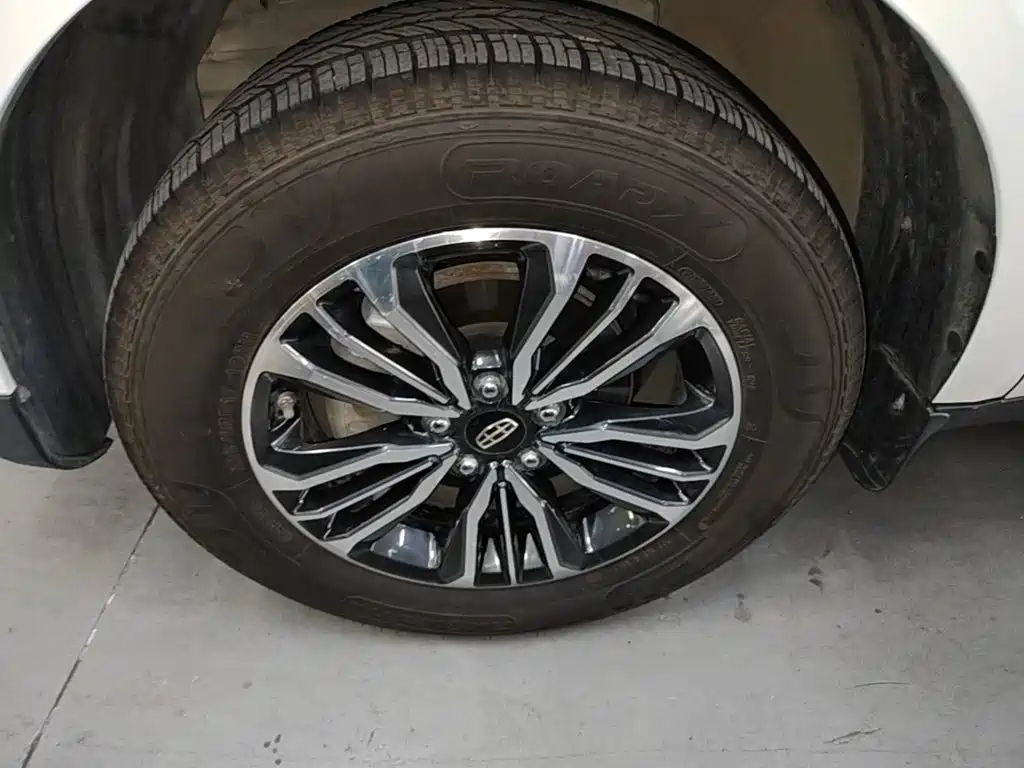 Geely Vision X6 — миниатюра 23
