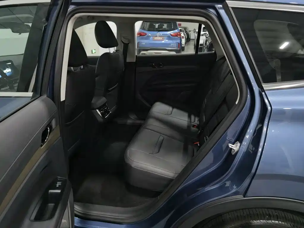 Ford Equator Sport — миниатюра 15