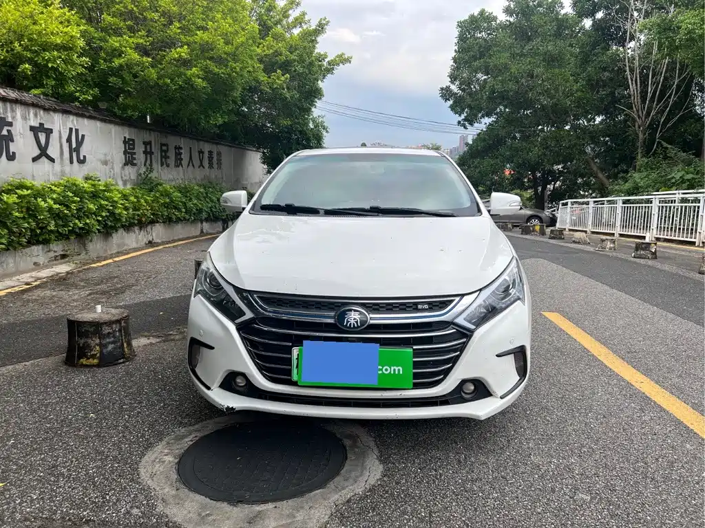 BYD Qin NEV — миниатюра 2