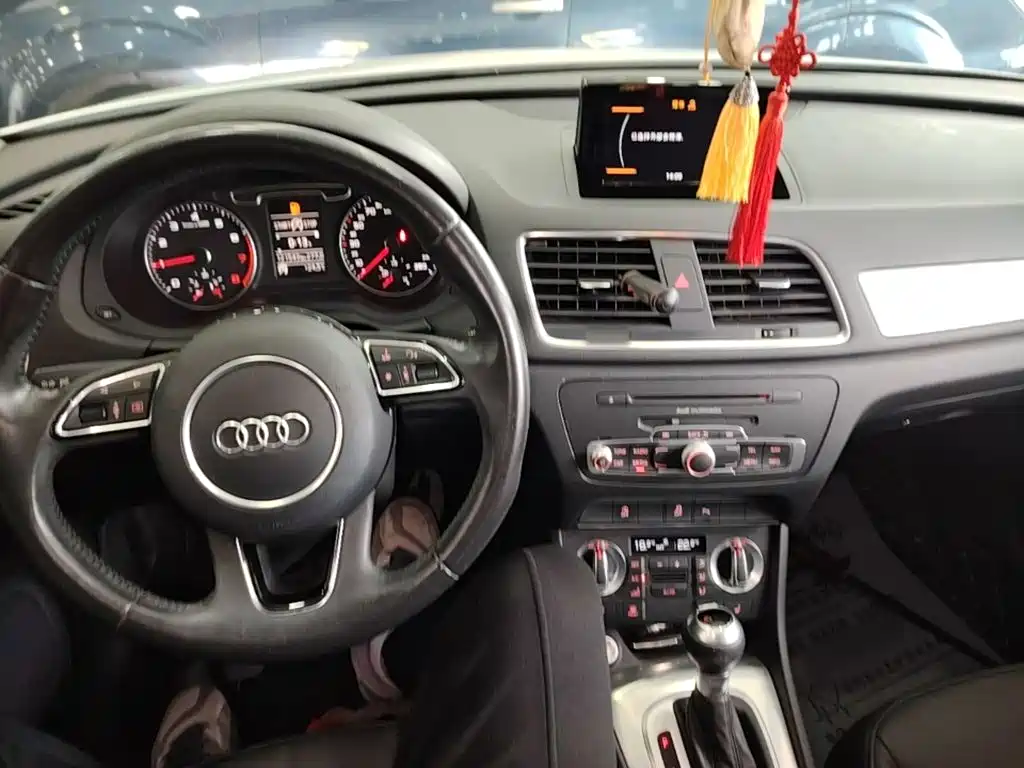 Audi Q3 — миниатюра 10