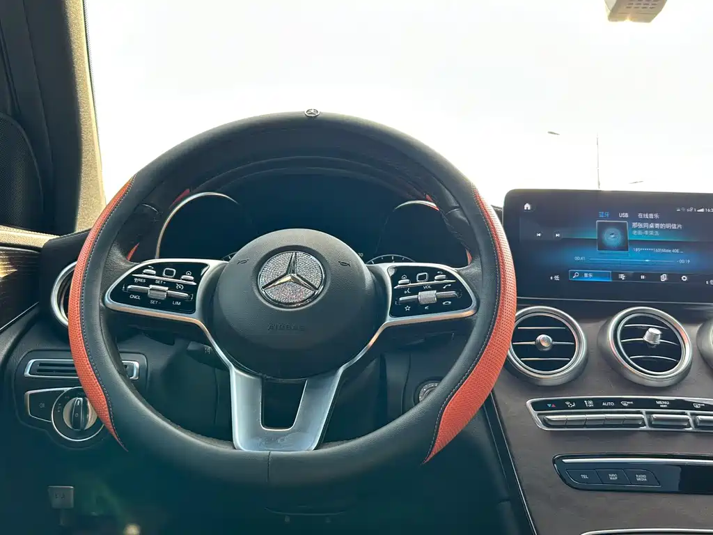 Mercedes-Benz GLC — миниатюра 24