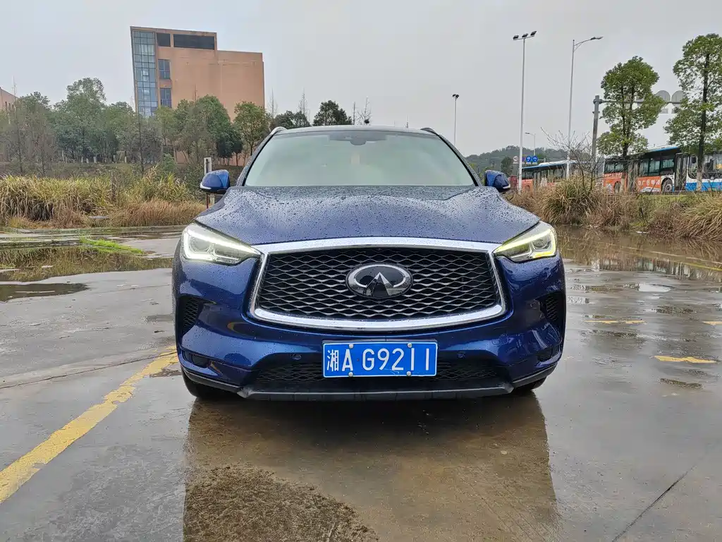 INFINITI QX50