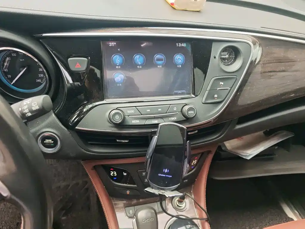 Buick Envision Plus — миниатюра 10