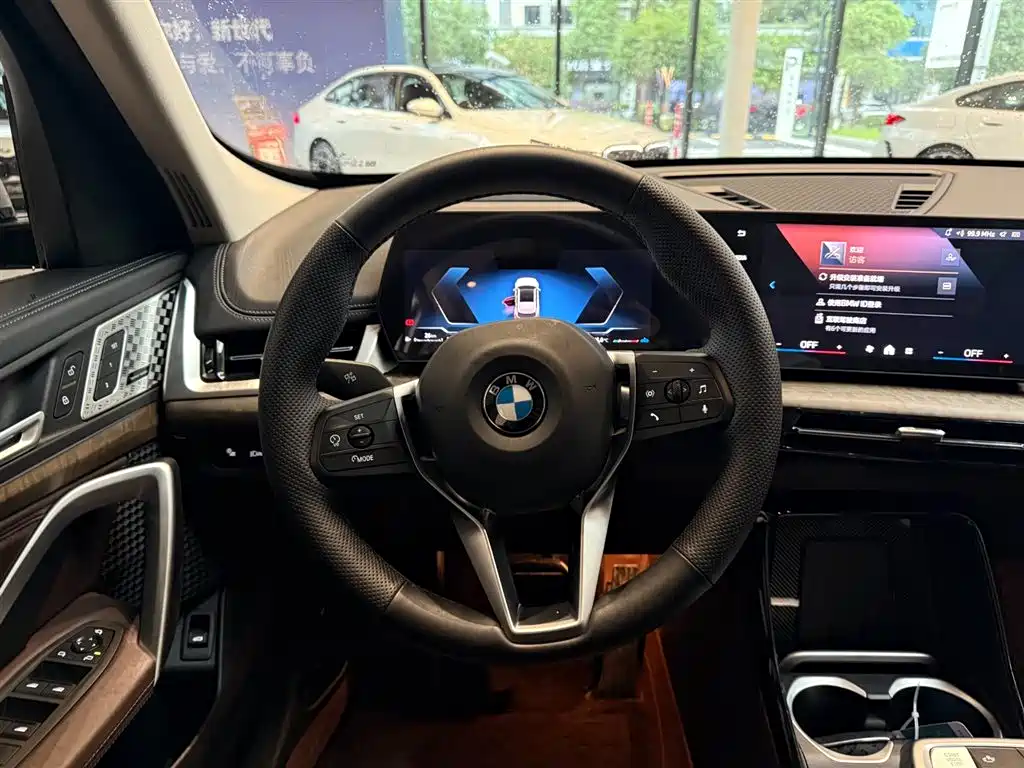BMW X1 — миниатюра 5