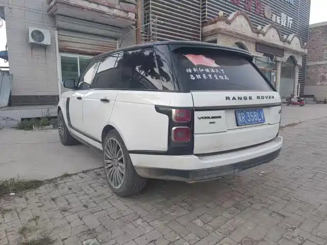 Land Rover Range Rover — миниатюра 9