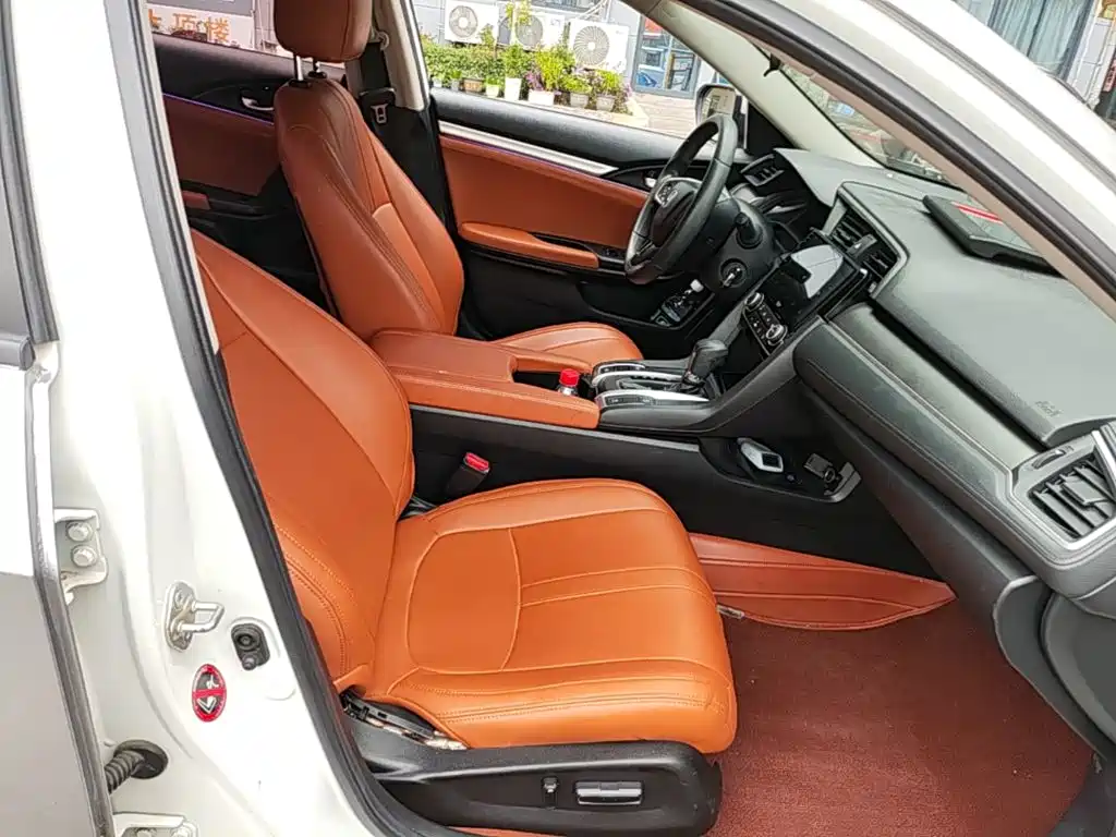 Honda Civic — миниатюра 25
