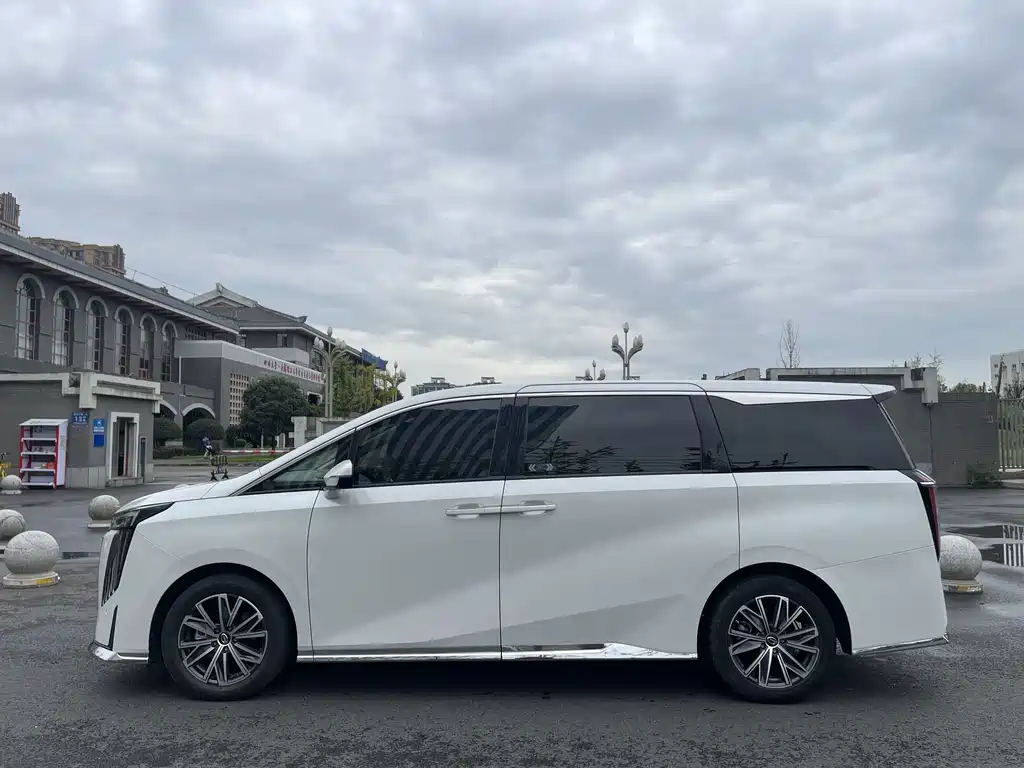 GAC Motor Trumpchi M8 — миниатюра 10
