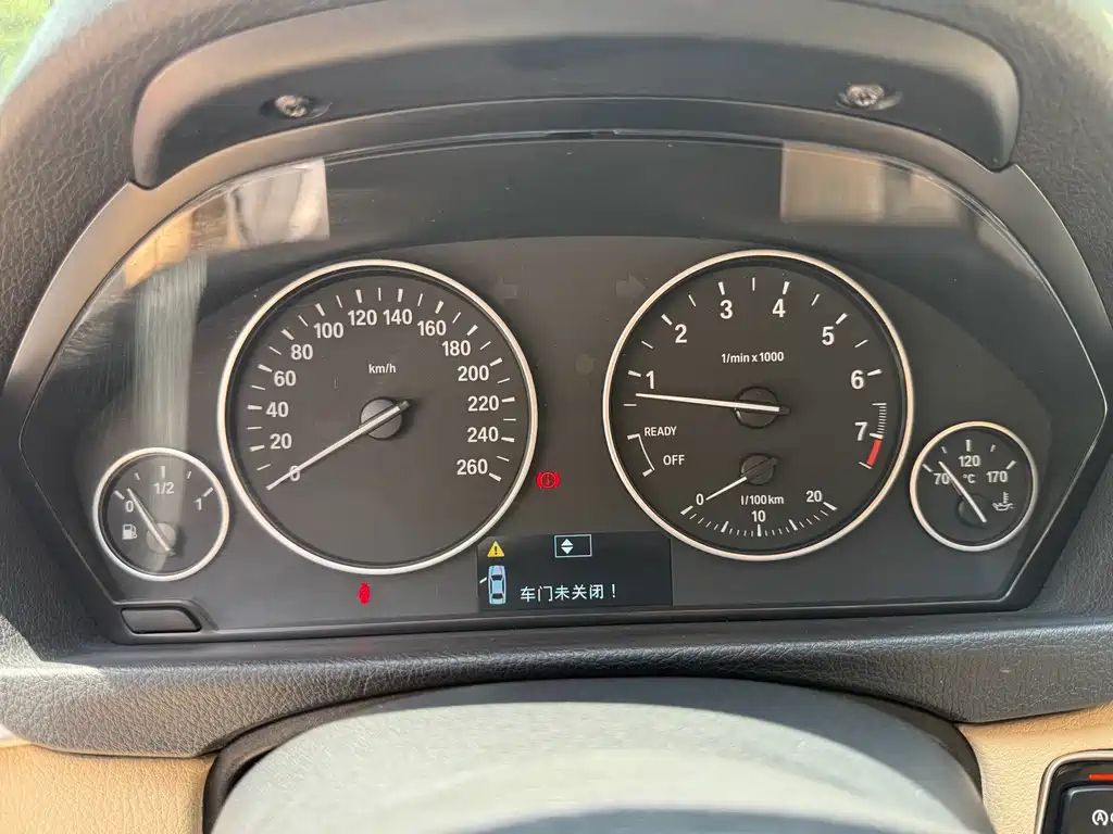 BMW 3 Series — миниатюра 11