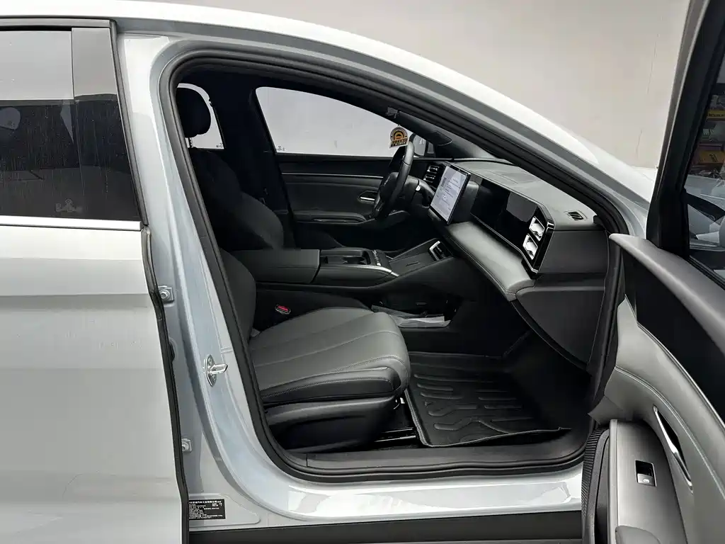 BYD Qin L — миниатюра 11