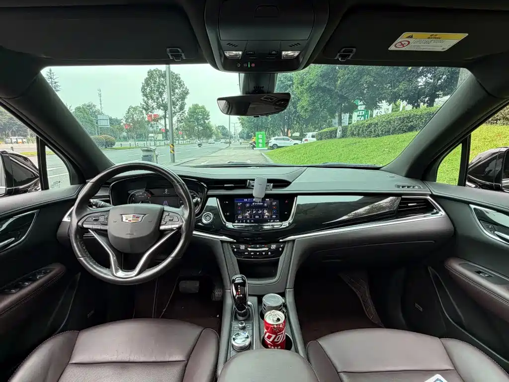 Cadillac XT6 — миниатюра 13