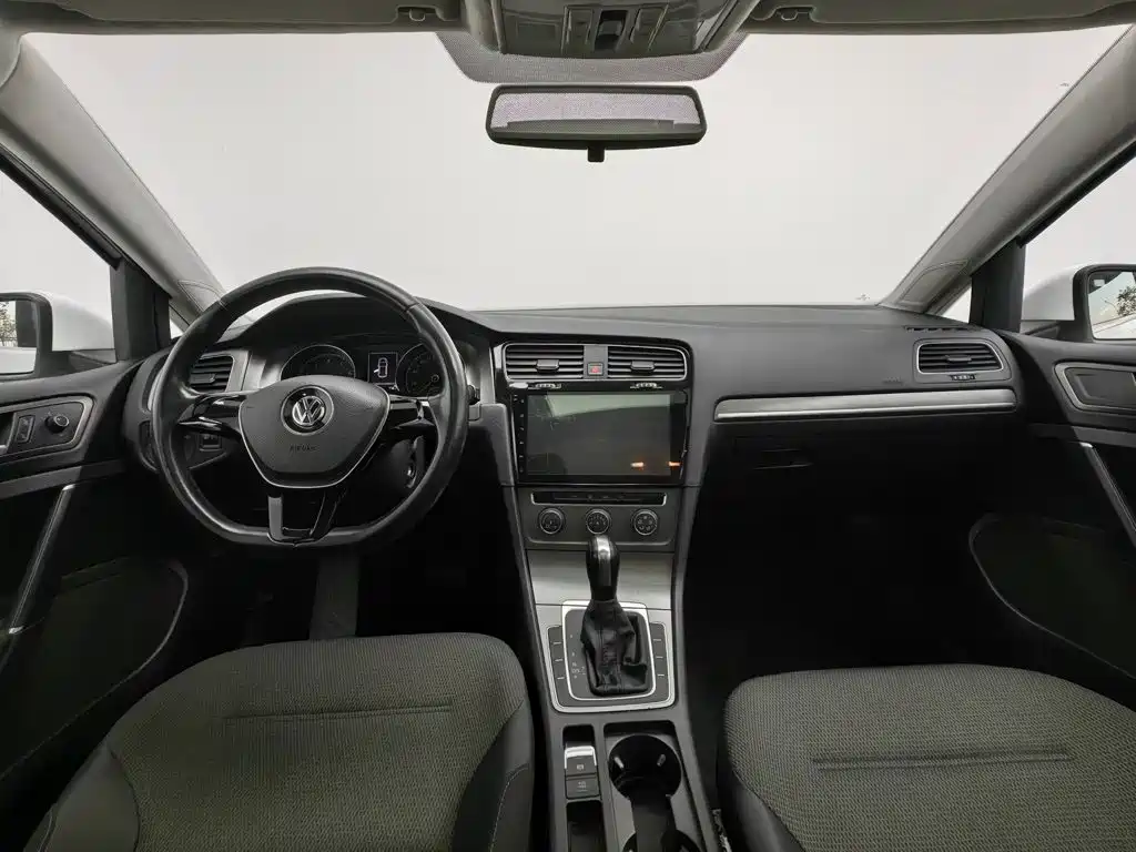 Volkswagen Golf — миниатюра 5