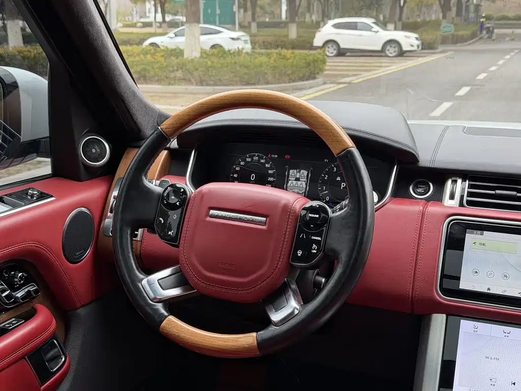 Land Rover Range Rover 2019 3.0 SC V6 Long Wheelbase