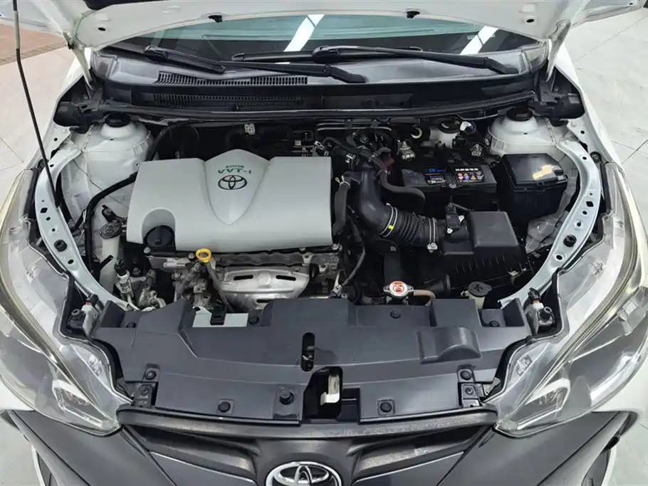 TOYOTA YARIS L ZHIXUAN