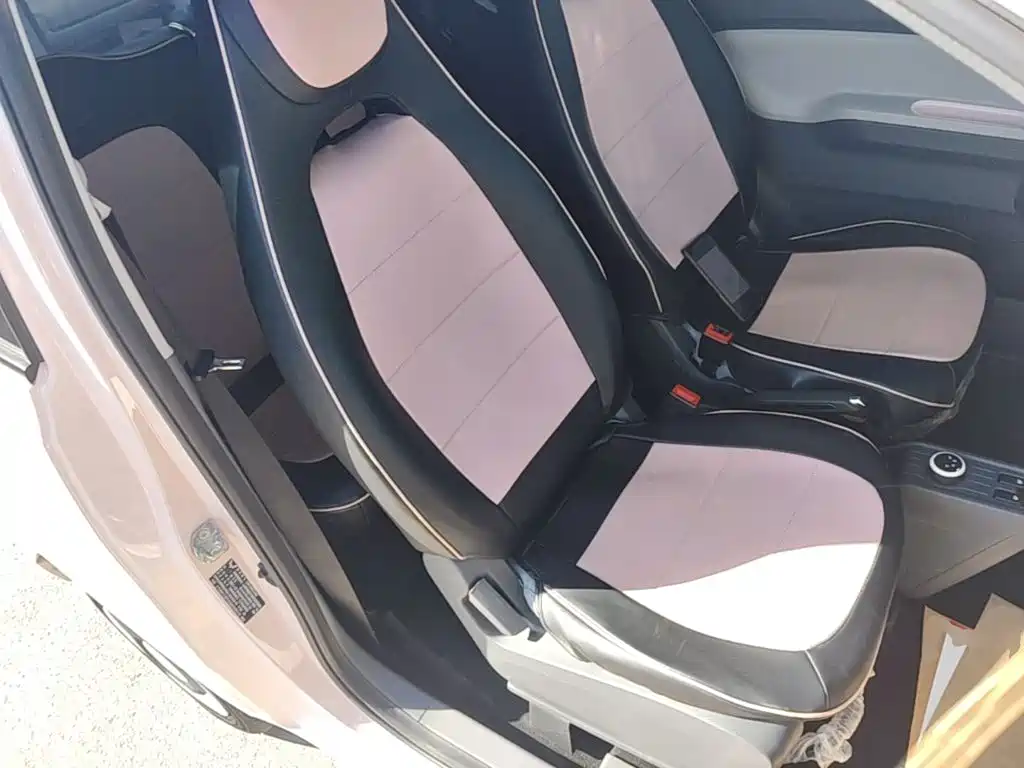 Wuling MINIEV — миниатюра 25
