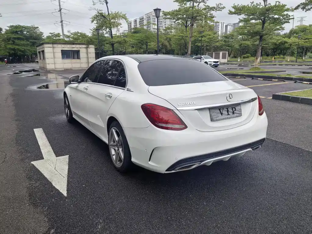 Mercedes-Benz C-Class — миниатюра 7