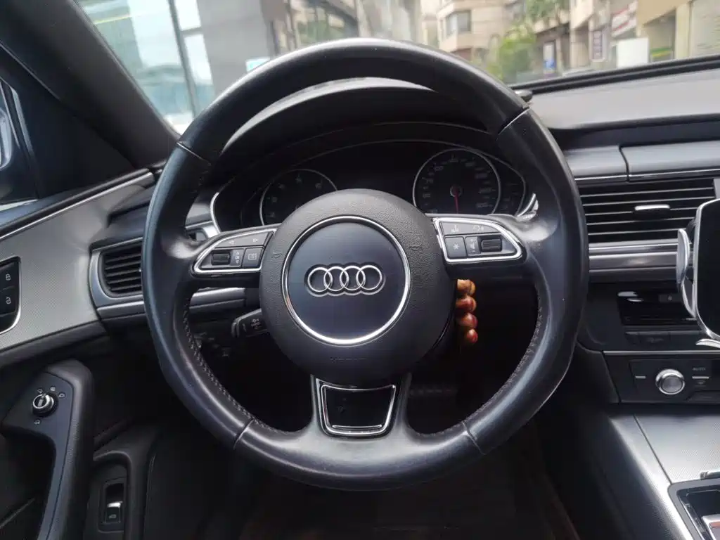 Audi A6L — миниатюра 11