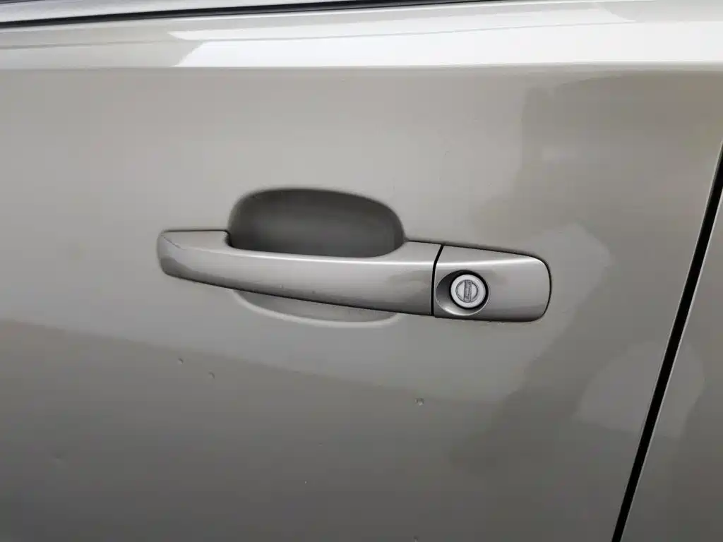 Roewe 360 — миниатюра 18