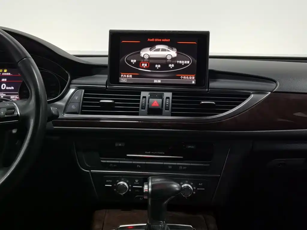 Audi A6L — миниатюра 12