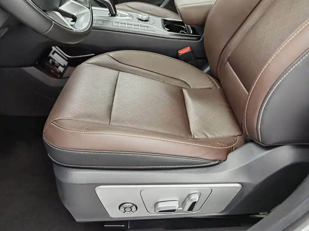 Wey Wey VV6 — миниатюра 20