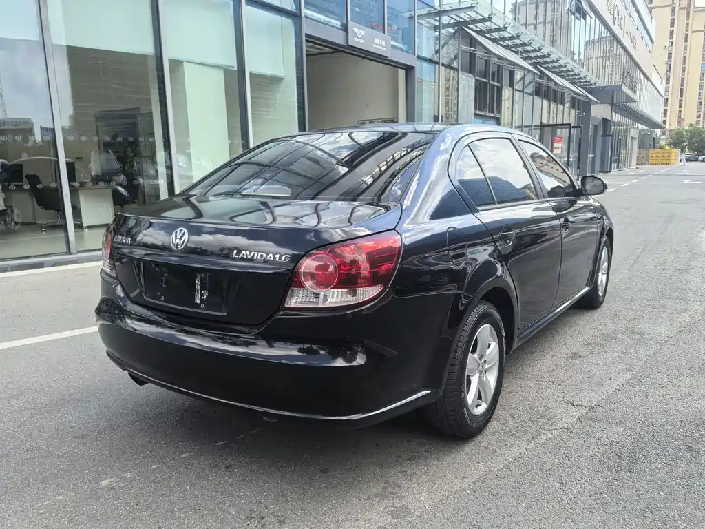 Volkswagen Lavida — миниатюра 11