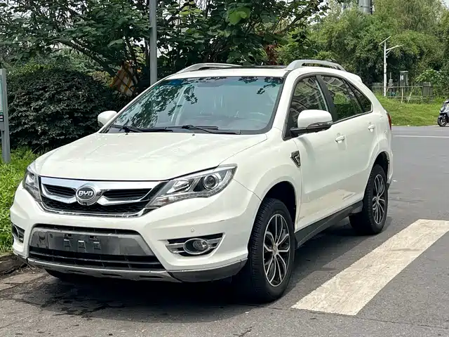 2015 BYD S7