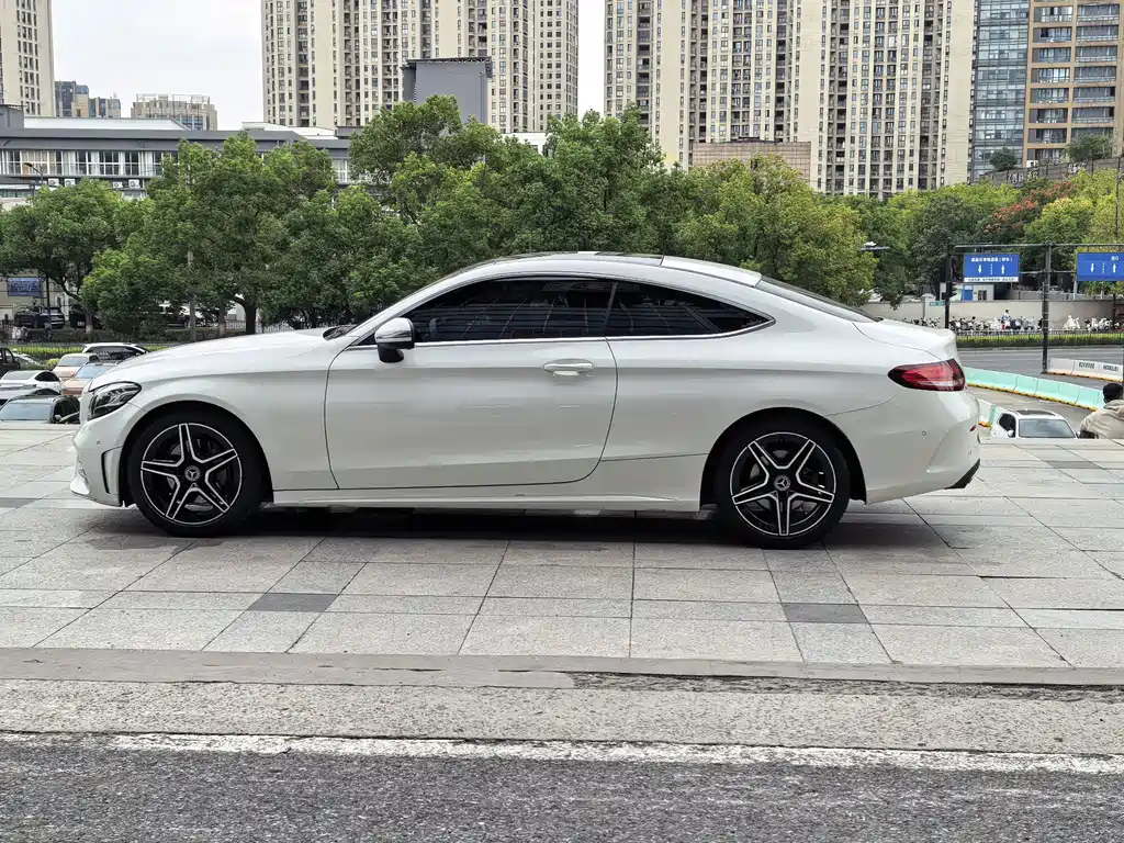 Mercedes-Benz C-Class (Import) — миниатюра 5