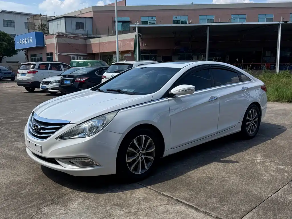 Купить Hyundai Sonata