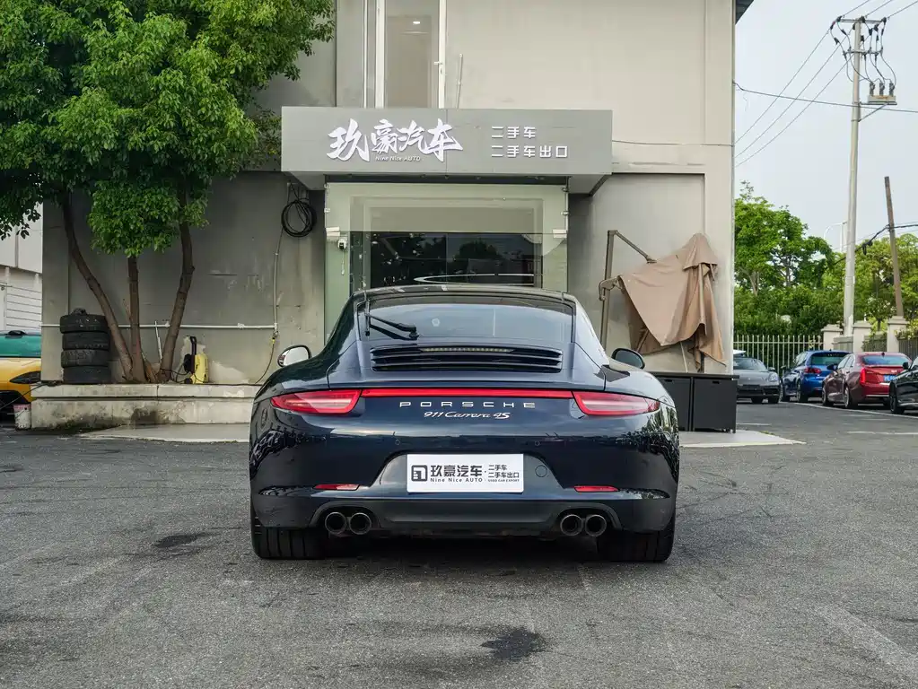 Porsche 911 2013 Carrera 4S 3.8L