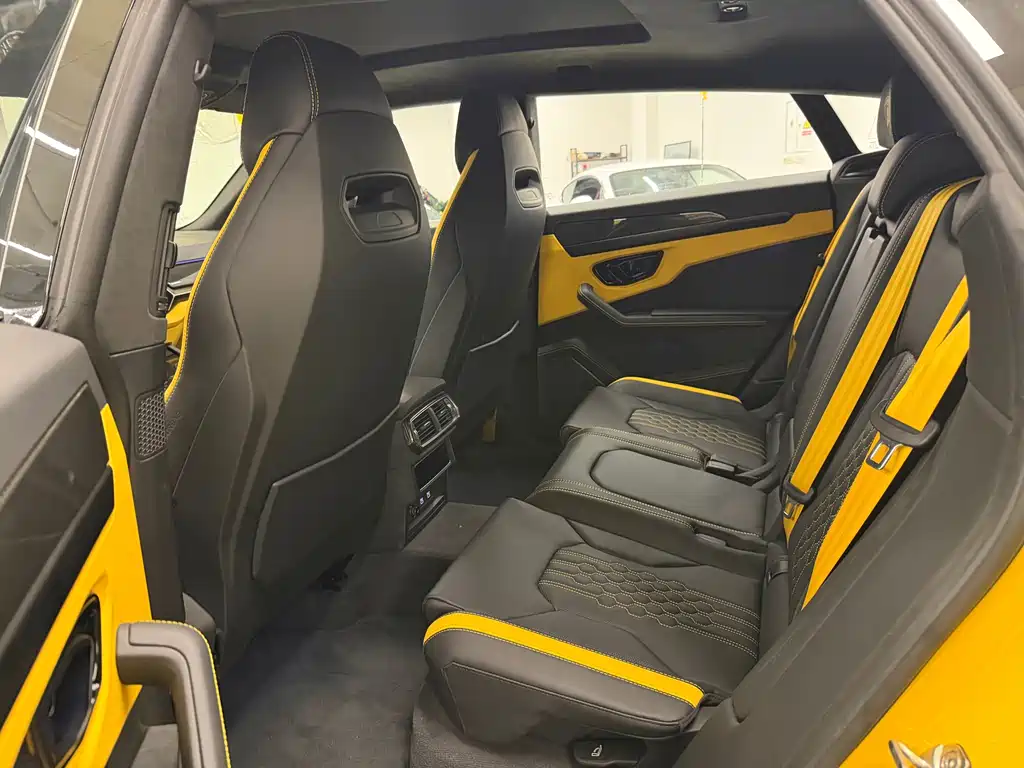 Lamborghini Urus SE 2025 4.0T Standard