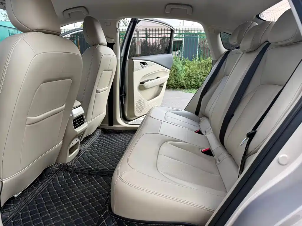 Wuling Xingguang — миниатюра 12