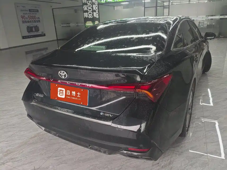 Toyota Avalon — миниатюра 6