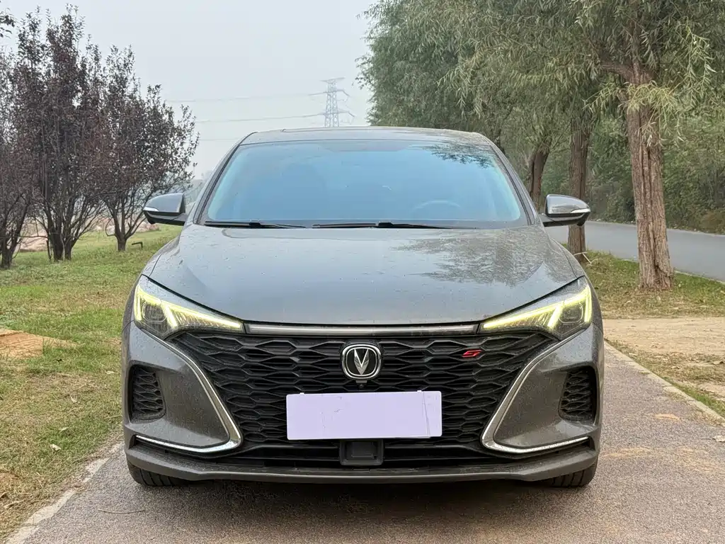 Changan Eado — миниатюра 2