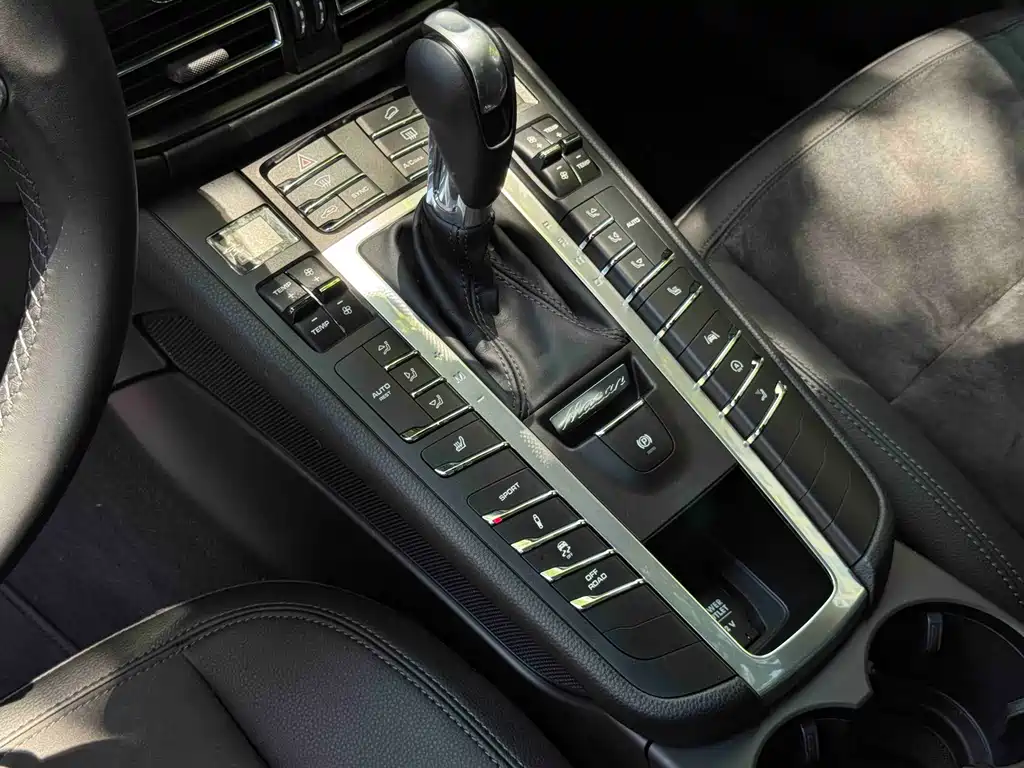 Porsche Macan 2020 Macan 2.0T