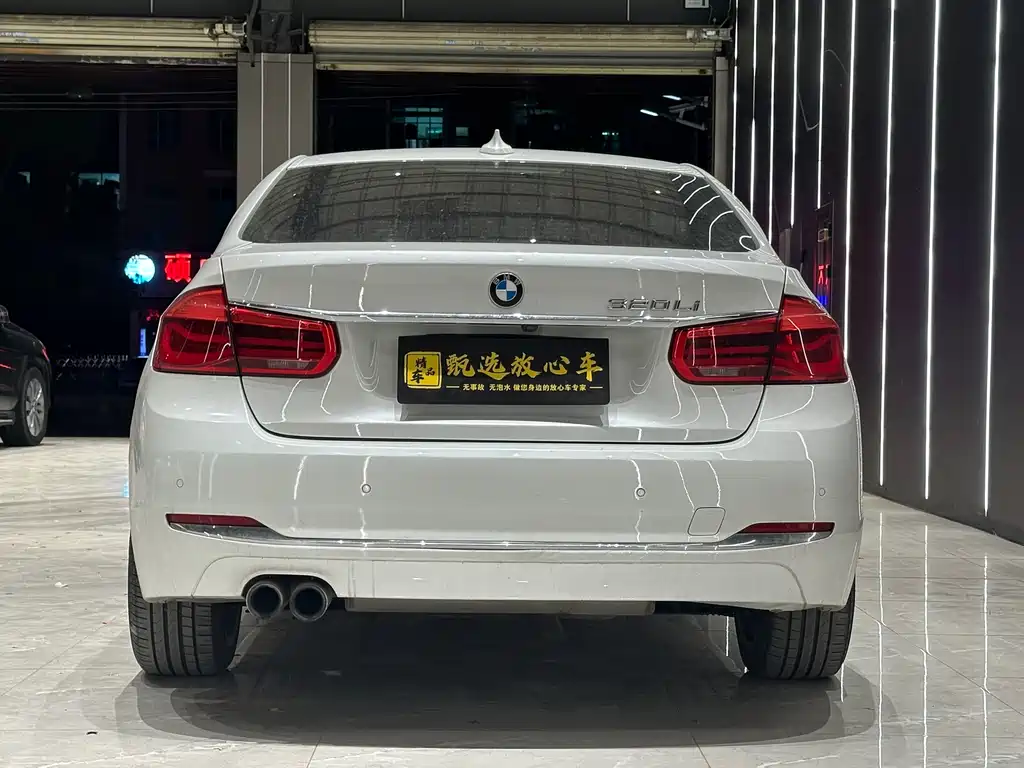 BMW 3 Series 3 2018 320Li Lead Luxury