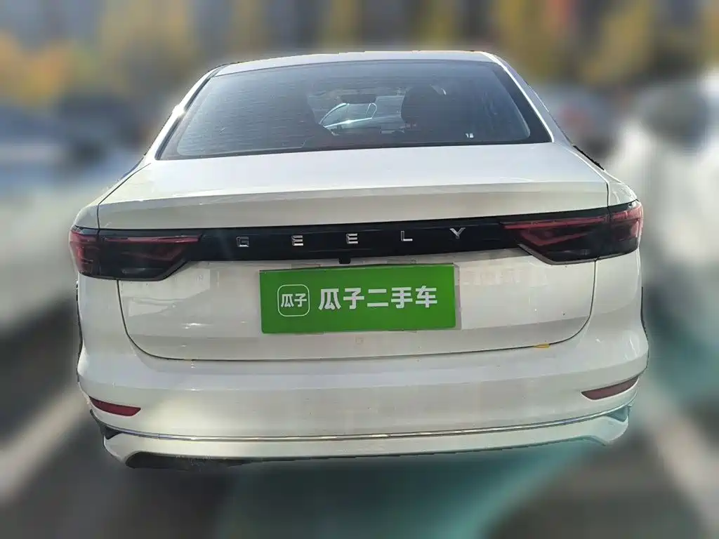 Geely Emgrand — миниатюра 5