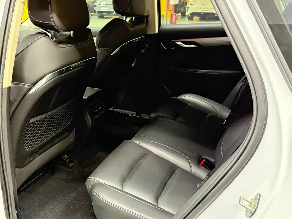 Geely Xingyue — миниатюра 10