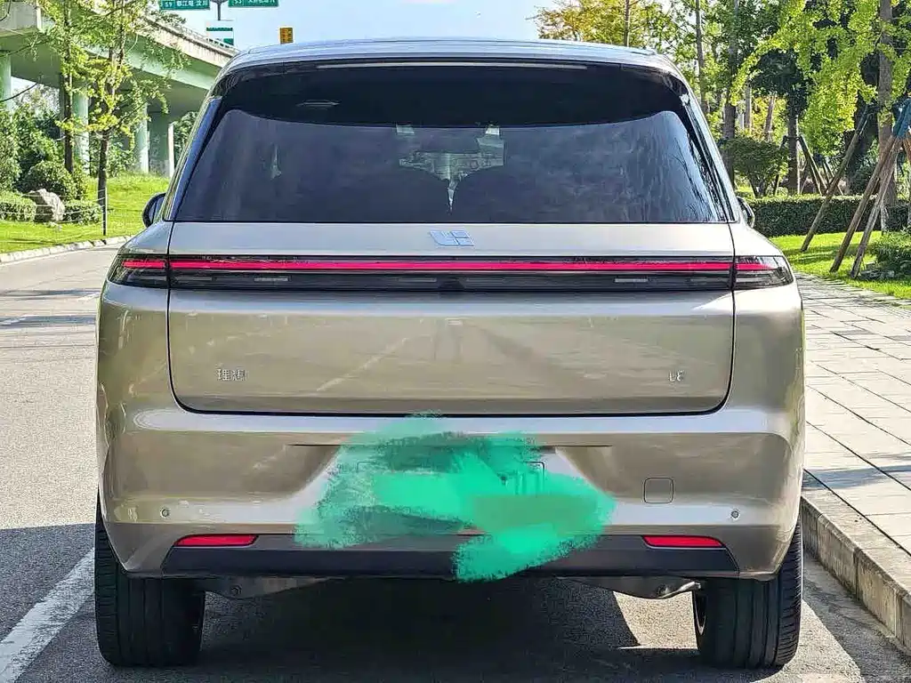 Li Auto Li L8 — миниатюра 9