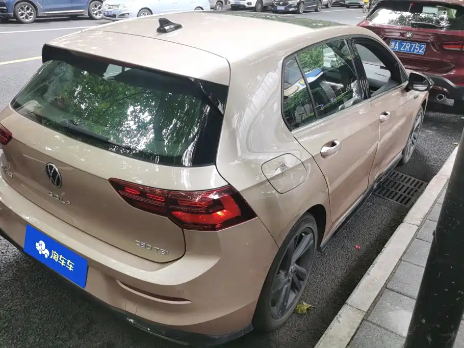 Volkswagen Golf — миниатюра 3