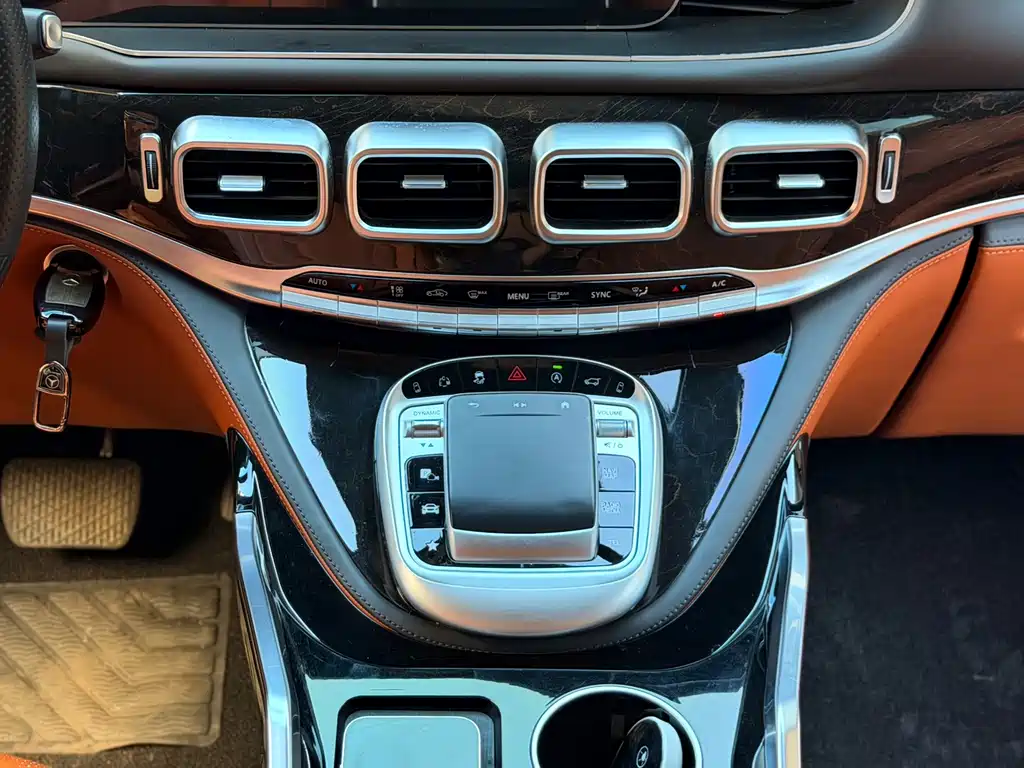 Mercedes-Benz Vito — миниатюра 12