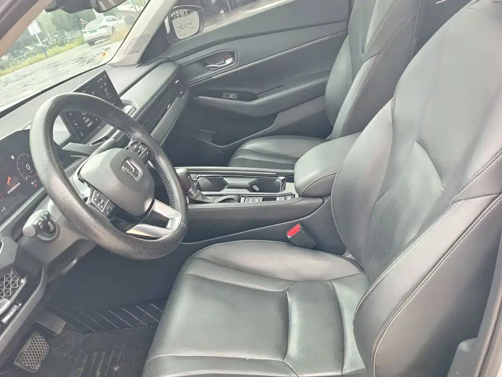 Honda Accord — миниатюра 16