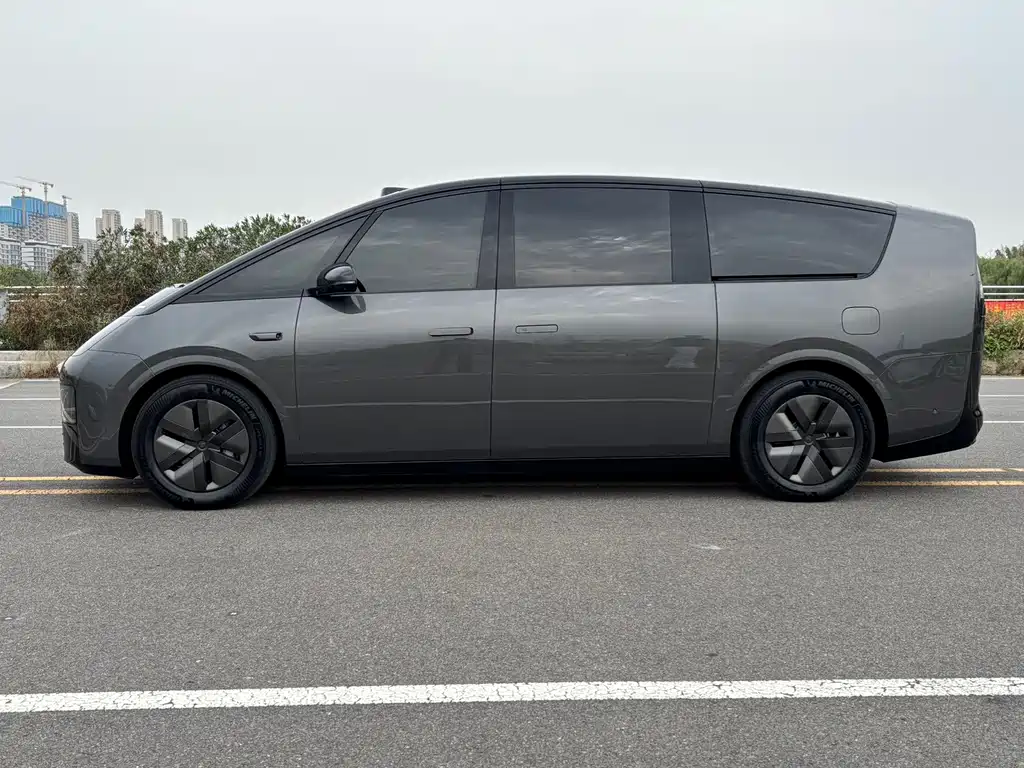 Li Auto Li MEGA — миниатюра 5