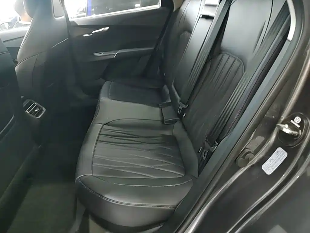 Changan Eado PHEV — миниатюра 17