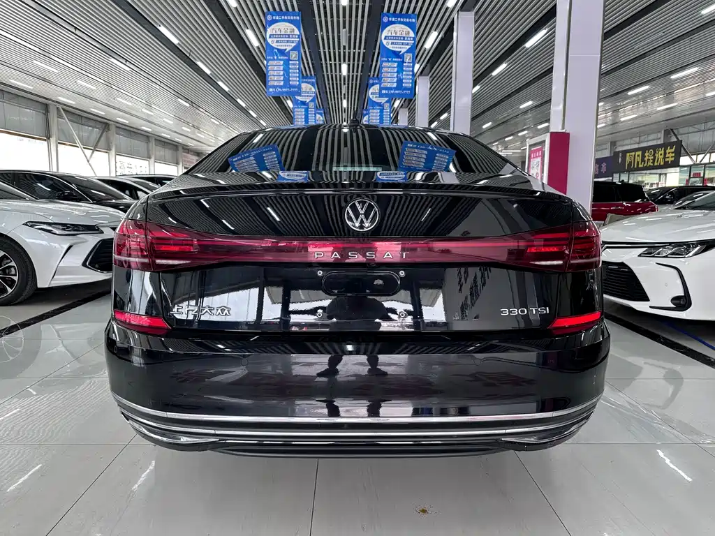 Volkswagen Passat 2022 330TSI Elite