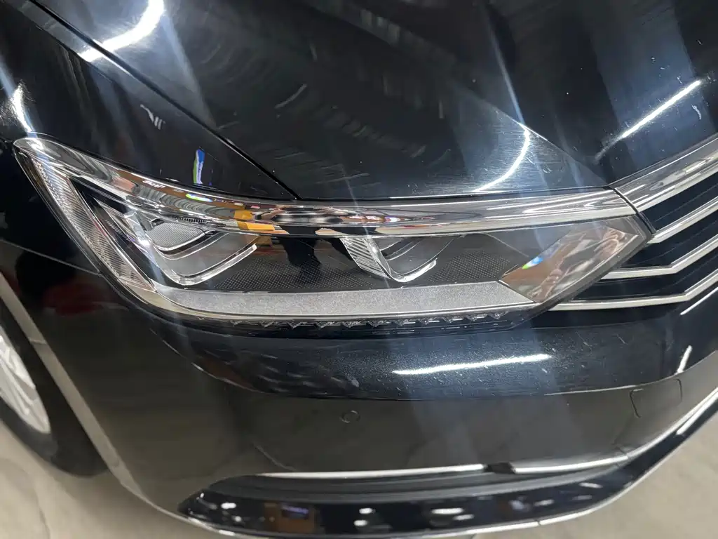 Volkswagen Magotan — миниатюра 2