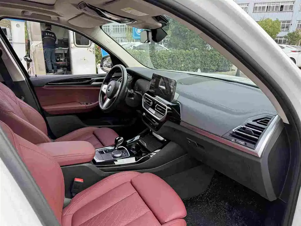 BMW X3 — миниатюра 8