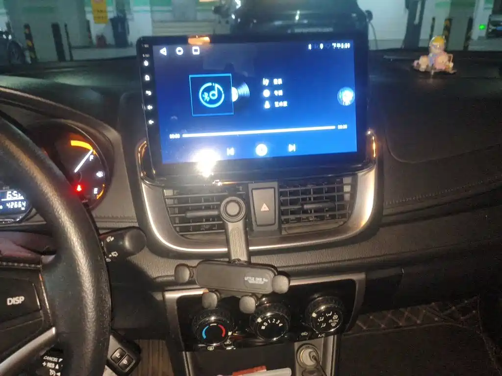 Toyota Yaris L — миниатюра 14