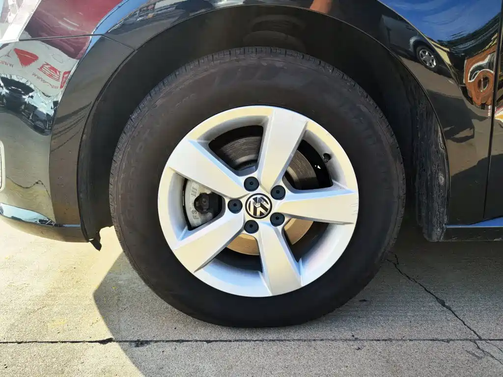 Volkswagen Lavida — миниатюра 23