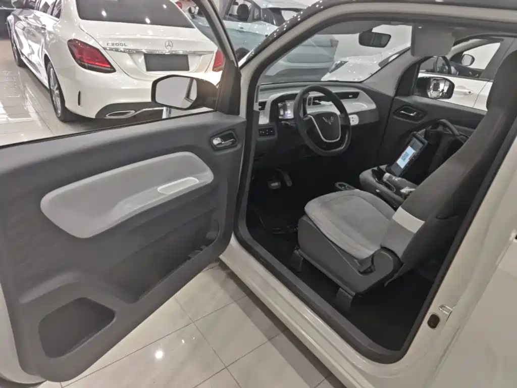 Wuling MINIEV — миниатюра 16