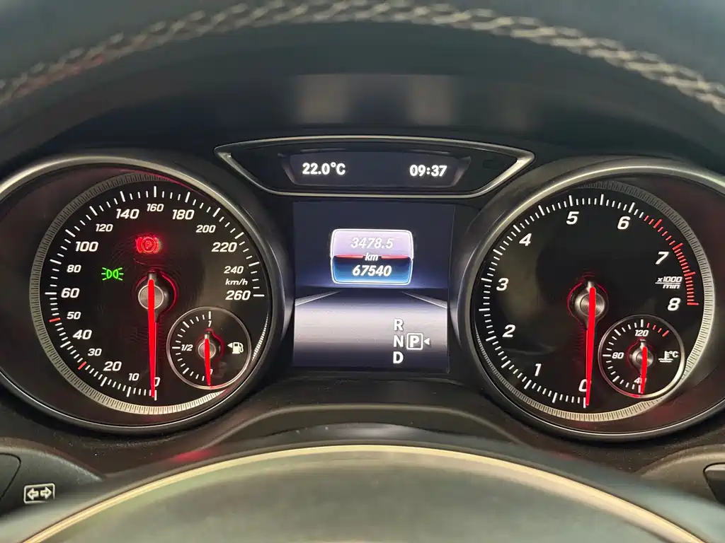 Mercedes-Benz GLA — миниатюра 7